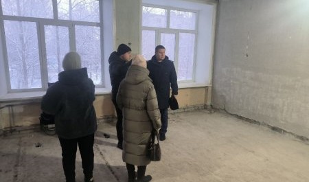 Прокурор Северодвинска проверил школу №5 на качество и скорость ремонта