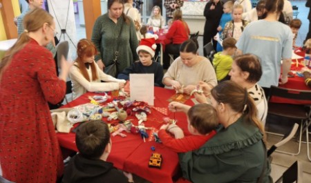 От Рождества до Крещения: в Архангельске прошла семейная встреча, посвященная северным традициям