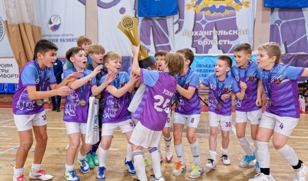 Архангельские «Барсы» выиграли первенство Северо-Запада по футзалу