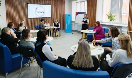 Женские клубы при кадровых центрах Поморья помогают в развитии карьеры соискательниц