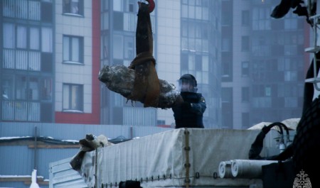 Сотрудники МЧС России в Санкт-Петербурге уничтожили взрывоопасный предмет времен Великой Отечественной войны Сотрудники МЧС России в Санкт-Петербурге уничтожили взрывоопасный предмет времен Великой Отечественной войны