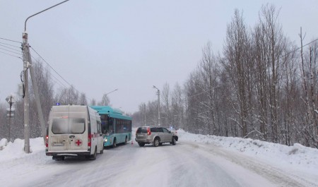 Госавтоинспекция сообщает о дорожной обстановке в регионе за минувшие выходные
