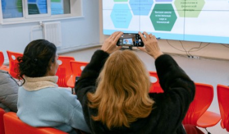 САФУ открыл серию профориентационных встреч в школах Архангельска 