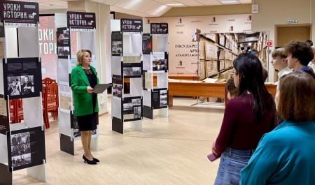 «Уроки истории»: жители Поморья знакомятся с архивными документами времен войны «Уроки истории»: жители Поморья знакомятся с архивными документами времен войны