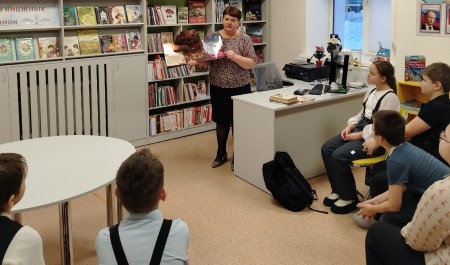 Новое пространство для развития: в Устьянах работает первая модельная библиотека