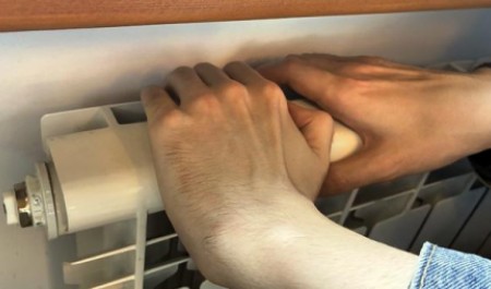 Жители архангельской Соломбалы сегодня проведут целый день с остывшими батареями