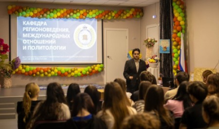 САФУ продолжает проводить профориентационные встречи для абитуриентов