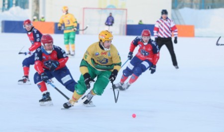 «Водник» выиграл матч с «Сибсельмашем»