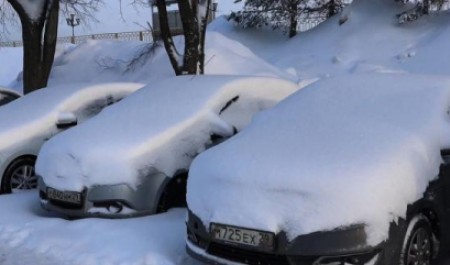Проблемную парковку у ЖД вокзала взяли на контроль активисты Народного фронта