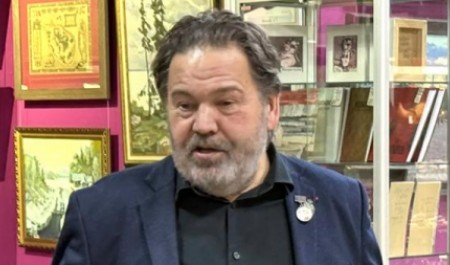 Бренд Архангельска! Дмитрий Морев поздравил художника-юбиляра Дмитрия Трубина