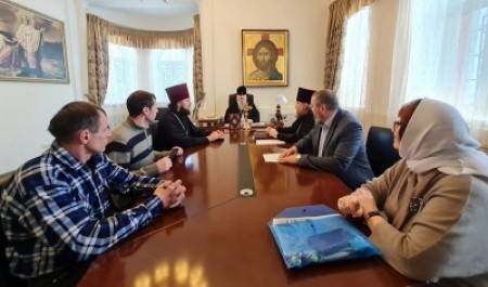 Митрополит Корнилий возглавил рабочую встречу в епархиальном управлении 