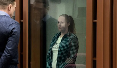 «Называл его шакалом». Мать трехлетнего сына обвинила любовника-мигранта в убийстве своего ребенка