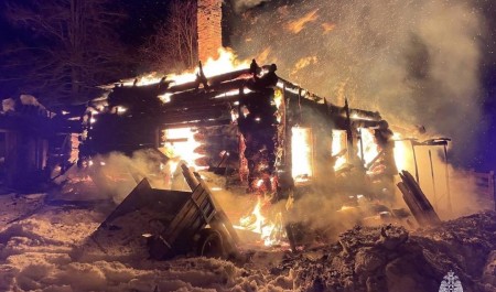 В Архангельской области в пожарах пострадали люди: причины — печь с щелями и обогреватель