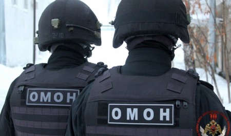 В Архангельске при участии ОМОН «Скорпион» Росгвардии пресечена деятельность наркозакладчика