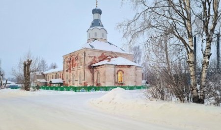 Митрополит Корнилий совершил пастырский визит на юг Поморья