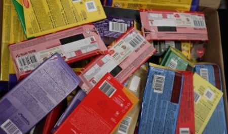 Школьники Архангельска согревают бойцов СВО трогательными и вкусными посылками