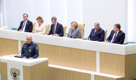 Александр Куренков принял участие в заседании Совета Федерации