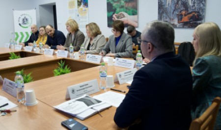 В САФУ обсудили стратегии привлечения молодых кадров в транспортную отрасль