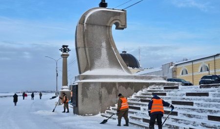 Дмитрий Морев искренне поблагодарил "снежную пехоту" за ударный труд