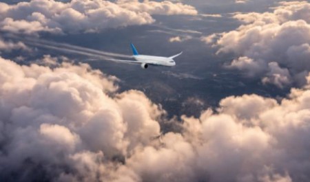 Американский «Боинг» пересек границу России и исчез над Архангельской областью