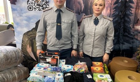Сотрудники архангельского УФСИН послали подарки к 23 февраля "за ленту"