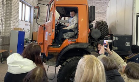 Более 2000 школьников Поморья приняли участие в профориентационной программе чемпионата «Профессионалы» Более 2000 школьников Поморья приняли участие в профориентационной программе чемпионата «Профессионалы»