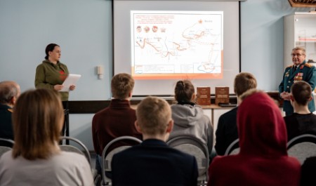 Ветераны 77-й гвардейской стрелковой дивизии провели в Архангельске урок мужества