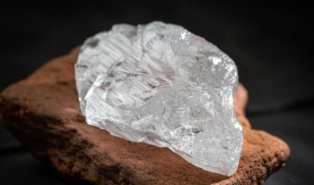 Редкий алмаз весом почти 230 карат подняли из недр Архангельской области