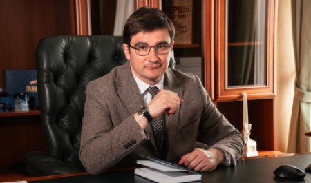 Михаил Данилов поздравляет с Днем защитника Отечества Михаил Данилов поздравляет с Днем защитника Отечества