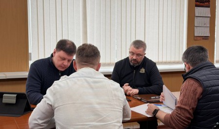 Дмитрий Рожин провел в Шенкурске расширенное совещание по вопросам развития территории округа