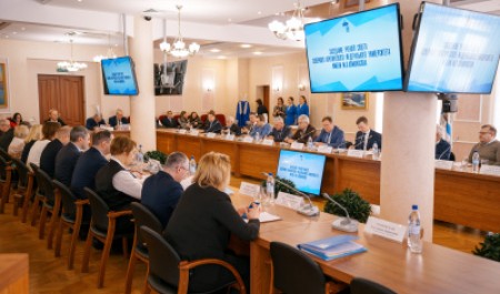 В САФУ состоялось торжественное награждение сотрудников