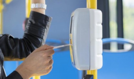 Взлетевшими проездными тарифами в Архангельской области займется прокуратура