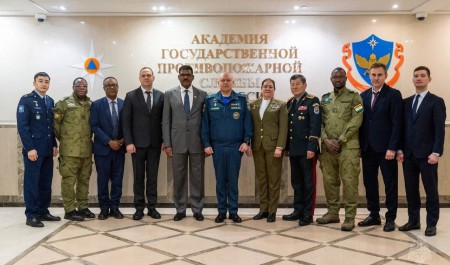 МЧС России проведет обучение иностранных специалистов в рамках гуманитарного проекта