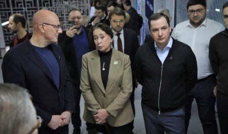 Ход строительства кампуса «Арктическая звезда» обсудили Дмитрий Чернышенко и Александр Цыбульский