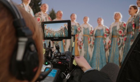 На телеканале «Культура» покажут документальный фильм к 100-летию Северного русского народного хора На телеканале «Культура» покажут документальный фильм к 100-летию Северного русского народного хора