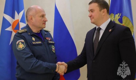Главы МЧС России и Омской области обсудили вопросы реагирования на цикличные риски