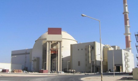 Росатом эвакуирует персонал с АЭС в Иране: удар по ней угрожает обернуться катастрофой Росатом эвакуирует персонал с АЭС в Иране: удар по ней угрожает обернуться катастрофой