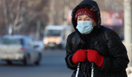 Роспотребнадзор призвал вернуть часть ковидных ограничений: сотни тысяч россиян уже заражены Роспотребнадзор призвал вернуть часть ковидных ограничений: сотни тысяч россиян уже заражены