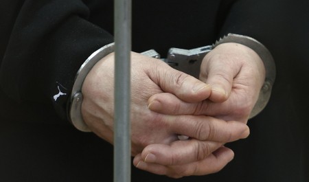 Мужчина расчленил и разбросал членов своей семьи по участку в Казахстане: новости 2 марта 