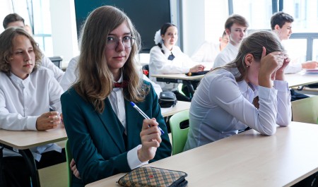 У школьников Архангельской области уберут из программы обществознание — чем это обернется для детей и учителей У школьников Архангельской области уберут из программы обществознание — чем это обернется для детей и учителей