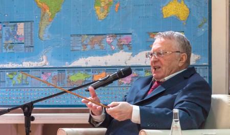 «Последний гвоздь в гроб России»: что Жириновский и Киссинджер говорили о войне в Иране