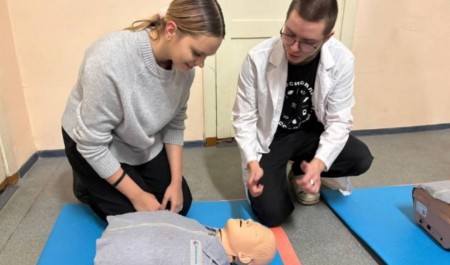 Студенты Архангельского медколледжа удостоены губернаторской стипендии Студенты Архангельского медколледжа удостоены губернаторской стипендии