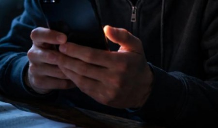 Юный курьер аферистов из Новосибирска попался с миллионами в Каргополье