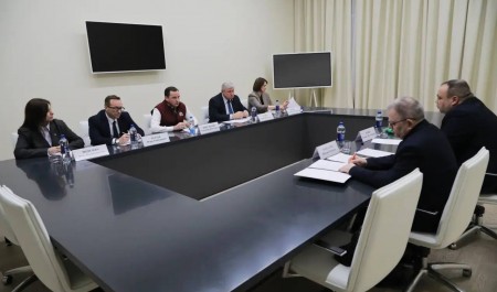 Александр Цыбульский провел рабочую встречу с начальником Мурманской таможни