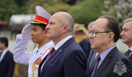 Александр Куренков начал выездную работу в Социалистической Республике Вьетнам