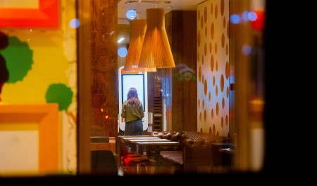 Общепиту приходится больше тратить на оплату электричества. Помогут ли заведениям Архангельской области