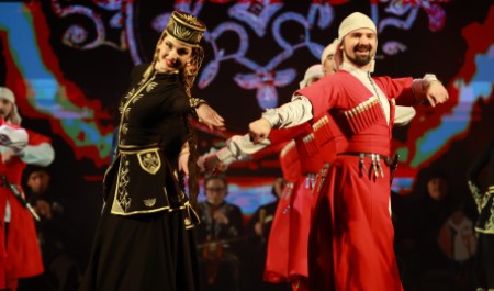 100-летие Северного хора: в рамках юбилейной программы в столице Поморья выступили артисты из Адыгеи