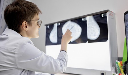 «В большой груди его сложнее нащупать»: как спастись от рака молочной железы — объясняет врач онкодиспансера