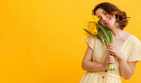 Как выбрать подарок к 8 Марта с помощью нейросетей – Билайн