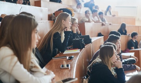 Три обязательных предмета появятся во всех вузах и станут обязательными